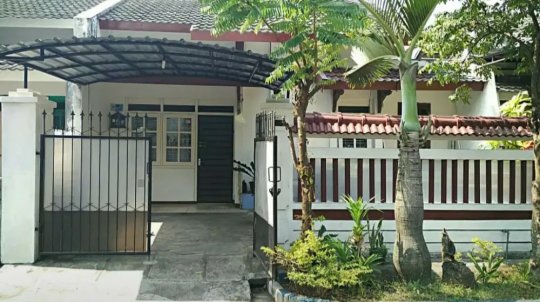  Rumah Dijual Murah  Luas 120 Meter di Pondok Blimbing Indah 