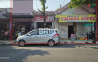 Toko di Jl Basuki Rahmad Lamongan